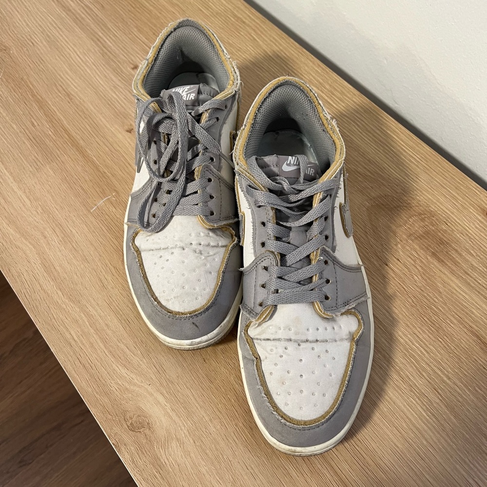 Nike Men's Sneakers In Gray And White - image 2